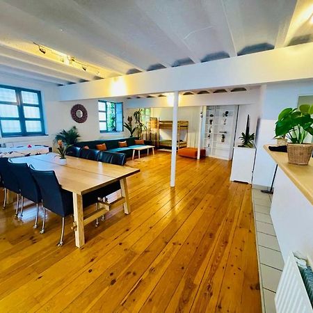 Down Town Oasis-Spacious Loft With Private Parking Брюссель Екстер'єр фото
