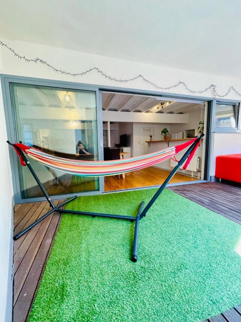 Down Town Oasis-Spacious Loft With Private Parking Брюссель Екстер'єр фото